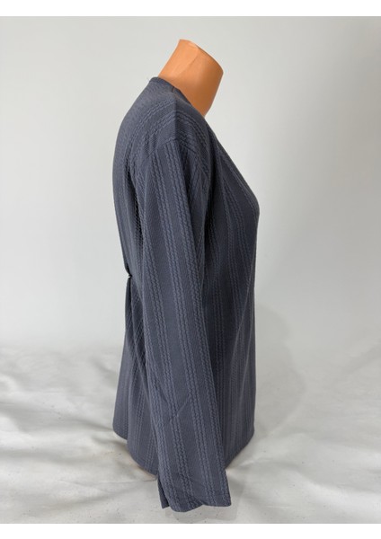 Kadın Örgü Desenli Bisiklet Yaka Uzun Kollu Yanları Yırtmaçlı Yün Anne Penye Tişört fırsatları