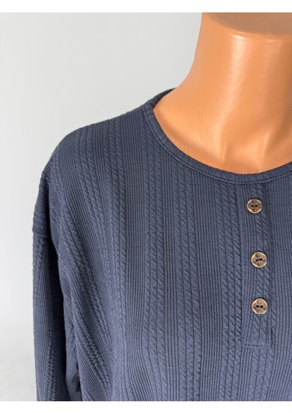 Kadın Örgü Desenli Bisiklet Yaka Uzun Kollu Yanları Yırtmaçlı Yün Anne Penye Tişört fiyatları