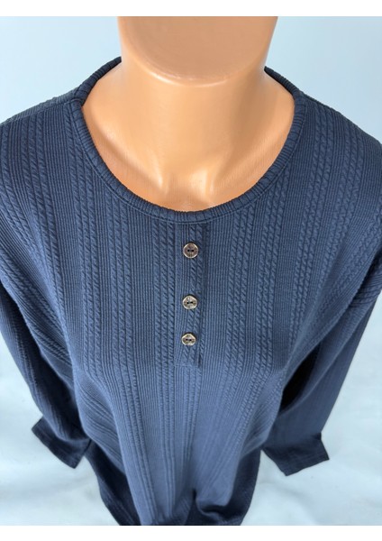 Kadın Örgü Desenli Bisiklet Yaka Uzun Kollu Yanları Yırtmaçlı Yün Anne Penye Tişört modelleri