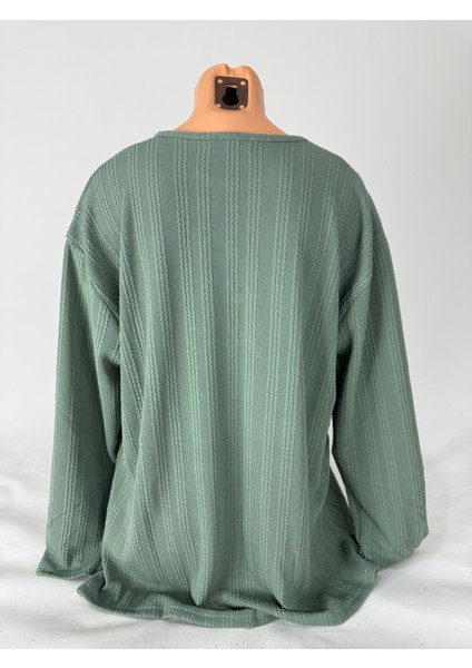 Kadın Örgü Desenli Bisiklet Yaka Uzun Kollu Yanları Yırtmaçlı Yün Anne Penye Tişört indirimleri