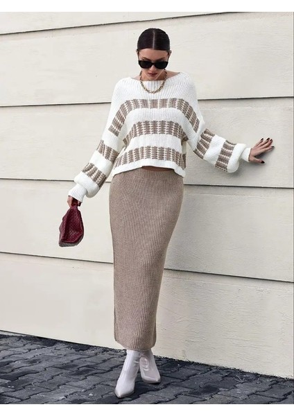 Kadın Uzun Kollu Kayık Yakalı Salaş Triko Bluz ve Etek Ikili Takım fiyatları