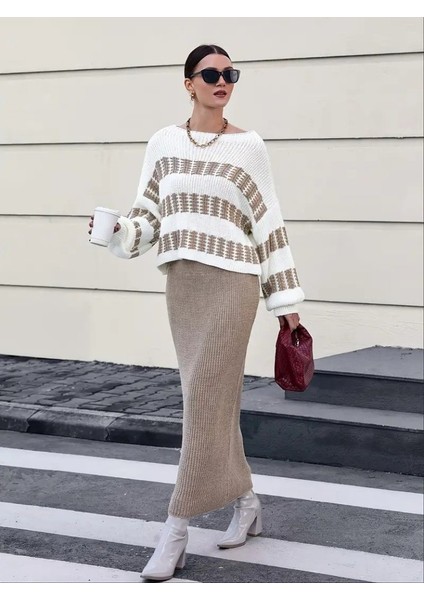 Kadın Uzun Kollu Kayık Yakalı Salaş Triko Bluz ve Etek Ikili Takım modelleri