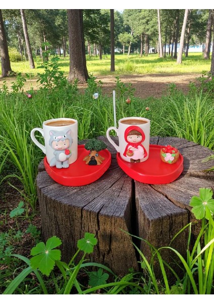 Kırmızı Başlıklı Kız & Kurt Temalı Ikili Kahve Fincan Takımı – El Yapımı 2'li Özel Tasarım Sunum Seti