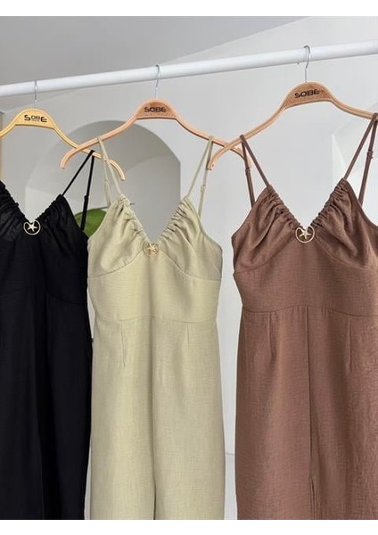 Göğsü Aksesuarlı Önü Yırtmaçlı Elbise 2899