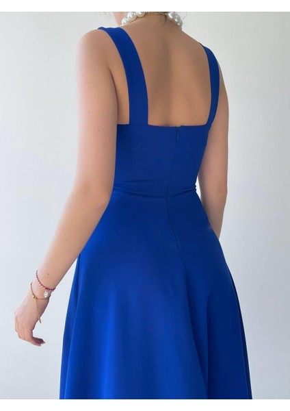 Neapolitan Askılı Elbise indirimleri