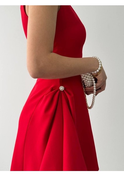 More Inci Detaylı Elbise indirimleri