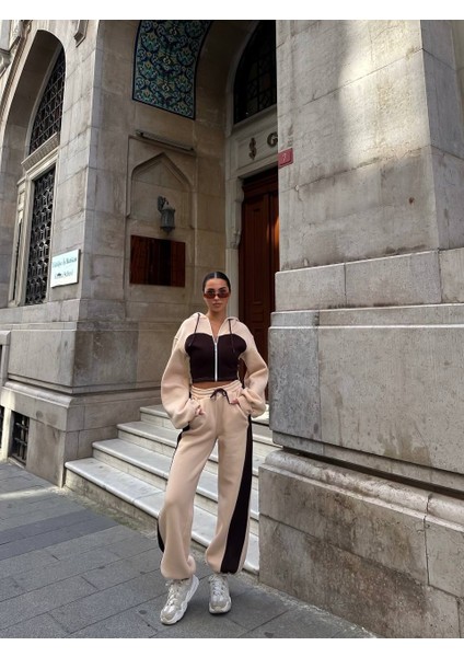 Kadın Üç Iplik %100 Pamuk Oversize Eşofman Takımı - Şardonlu Korse ve Şerit Detaylı Rahat Kesim modelleri