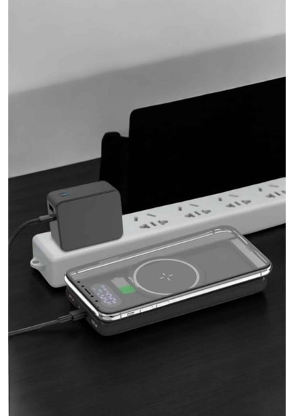 Powerbank Taşınabilir 10.000 Mah Hızlı Şarj Dijital Göstergeli modelleri