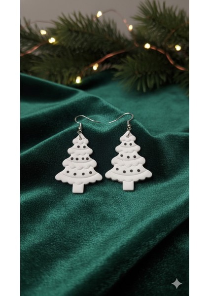 Snowy Pine – El Yapımı Beyaz Yılbaşı Çam Ağacı Küpe | Polimer Kil | 5 cm fiyatları