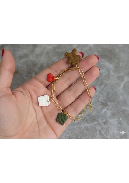 Holiday Charm Bracelet – El Yapımı Yılbaşı Temalı Figürlü Zincir Bileklik Polimer Kil fırsatları