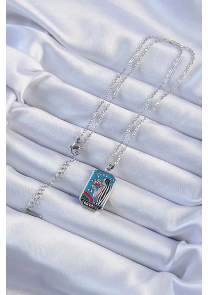 316L Çelik Zincir Gümüş Renk Taç ve Kız Figürlü Renkli Mineli Tarot Kolye fiyatları