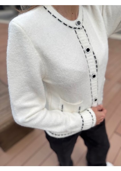 Çizgi Biye Detaylı Yumoş Hırka modelleri