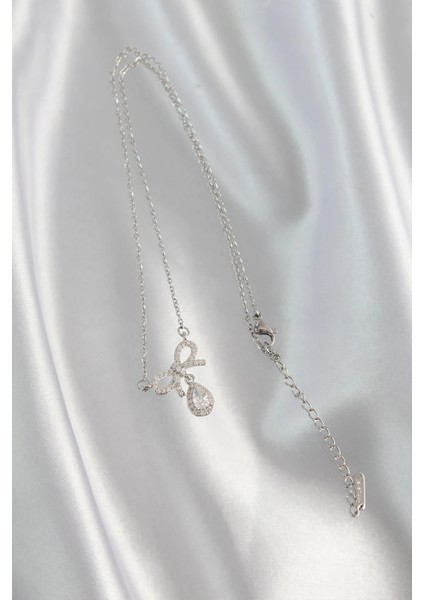 316L Çelik Gümüş Renk Zirkon Taşlı Fiyonk Detay Damla Kolye modelleri