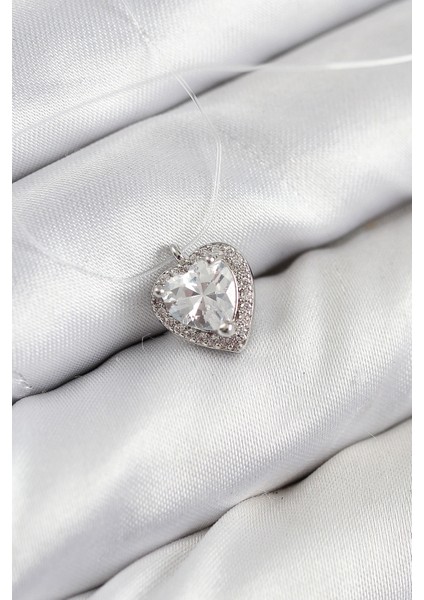 Misineli Kalp Model Gümüş Renk Hayalet Kolye