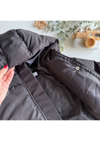 Unisex Model Kapüşon Detaylı Su Geçirmez Çocuk Şişme Montu modelleri