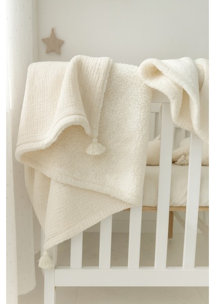Krem Renk Çift Taraflı Müslin Koyun Tüyü Bebek Battaniyesi (100X120 Cm) fiyatları