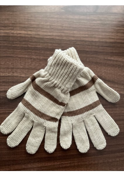 Erkek Çocuk Şapka, Atkı ve Eldiven Takımı (8-12 Yaş) fiyatları