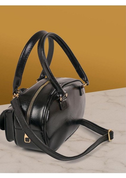 Kadın Çift Cepli Tokalı Deri Görünümlü Mini Omuz ve El Çantası indirimleri