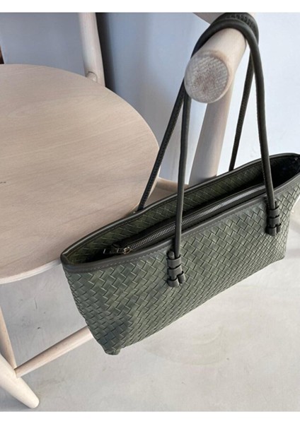 Nadi Tote Fermuarlı Örgü Detaylı Baget El Omuz Çantası indirimleri