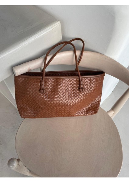 Nadi Tote Fermuarlı Örgü Detaylı Baget El Omuz Çantası Taba