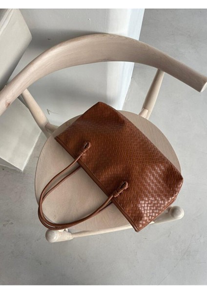 Nadi Tote Fermuarlı Örgü Detaylı Baget El Omuz Çantası Taba fiyatları