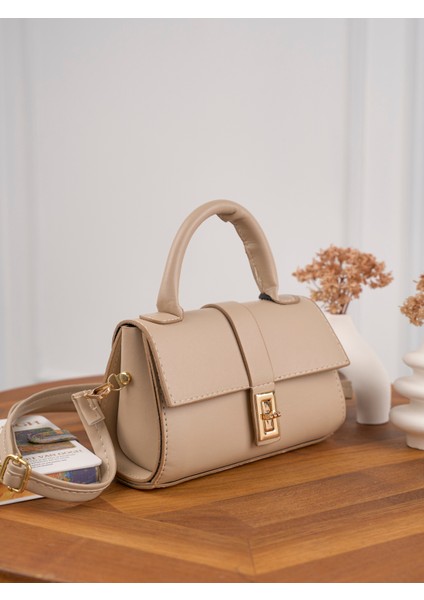 Kadın Mini Kilit Detaylı Çapraz Askılı El ve Omuz Çantası fiyatları