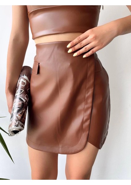 Cep Detaylı Oval Kapaklı Deri Etek Kahve H240048