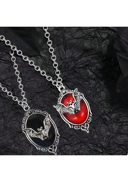 Kırmızı Yarasa Motifli Creepy Zincir Kolye fiyatları