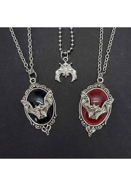 Kırmızı Yarasa Motifli Creepy Zincir Kolye modelleri