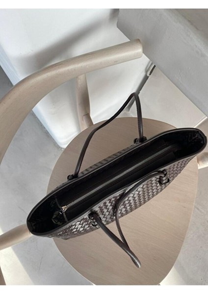 Nadi Tote Fermuarlı Örgü Detaylı Baget El Omuz Çantası Kahverengi indirimleri