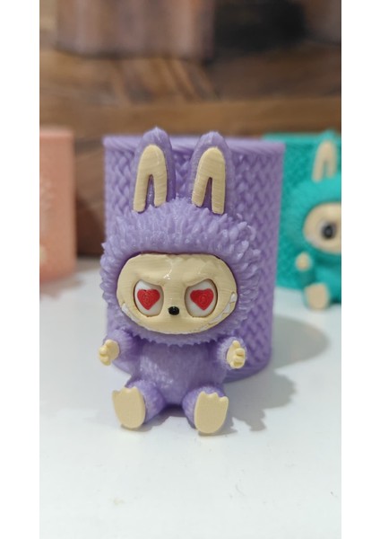 Labubu Tasarımlı Kalemlik – Hareketli Gözlü, 3 Göz Ifadesiyle Eğlenceli Organizer fiyatları