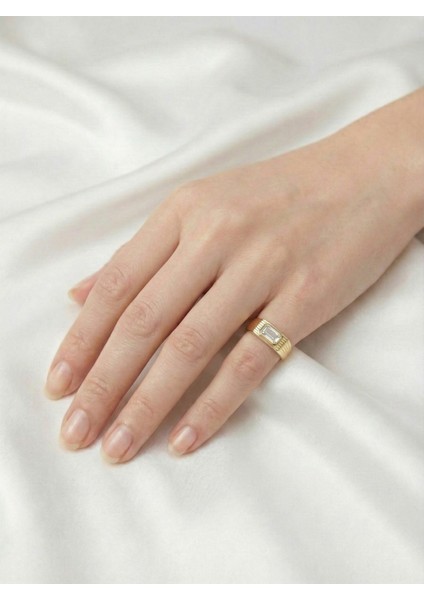 Oasis Gold Serçe Parmak