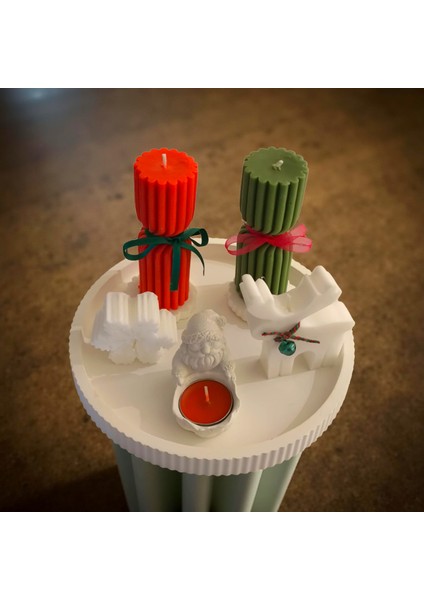 Yılbaşı Kış Konsept Mum Seti – Taş Tozu Tepsi + 5’li El Yapımı Mum & Noel Baba Mumluk fiyatları