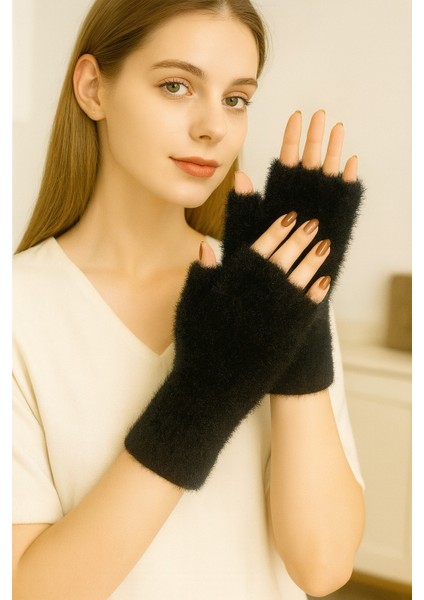 Düz Renk Peluş Parmakları Kesik Kadın Eldiven