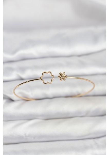 Lotus Model Gold Renk Bileklik - Lisinya fiyatları