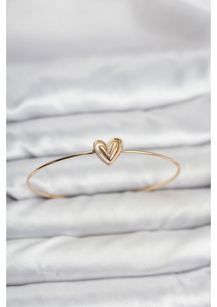 Kalp Model Gold Renk Bileklik - Lisinya