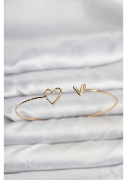 Kalp Model Gold Renk Bileklik - Lisinya fiyatları