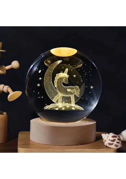 Dekoratif Ay içinde Unicorn Tasarımlı Ahşap Altlıklı Işıklı Cam Küre Cam:8cm Ahşap:2cm büyük boy modelleri