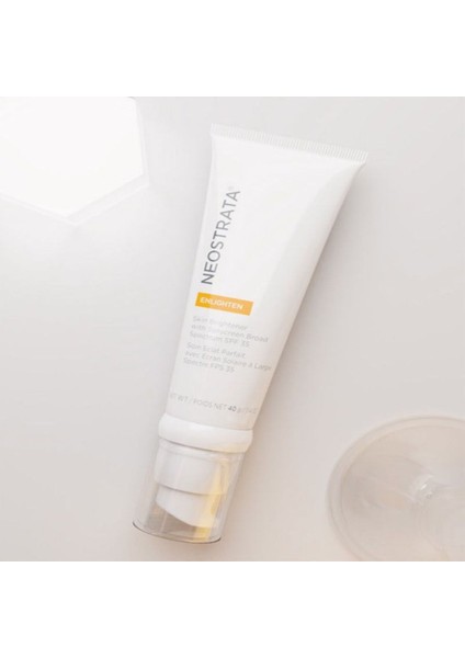 Cildin Daha Parlak ve Daha Eşit Olmasını Sağlayan Aydınlatıcı Yüz Krem Spf 35 40 gr