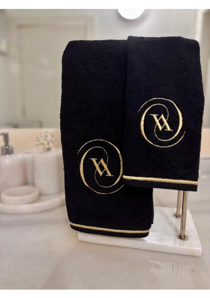 V Harf Siyah Havlu 2'li