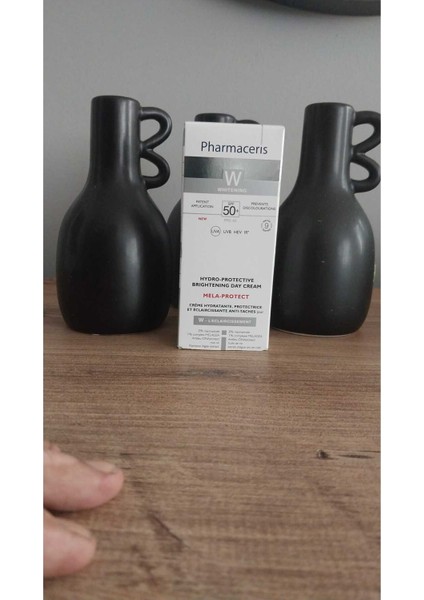 Yeni Seri W Albucin Üçlü Etkili Beyazlatıcı Mela-Protect Gündüz Kremi SPF50 30 ml PSSNSS34