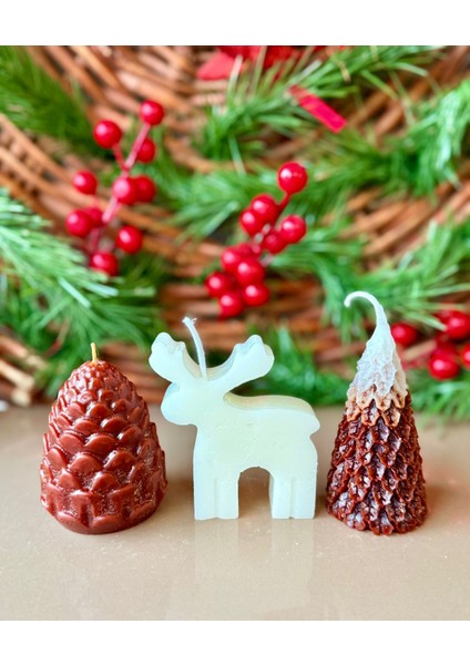 Çam Ağacı , Geyik ve Kozalak Modelli 3'lü Mum Seti Yılbaşına Özel