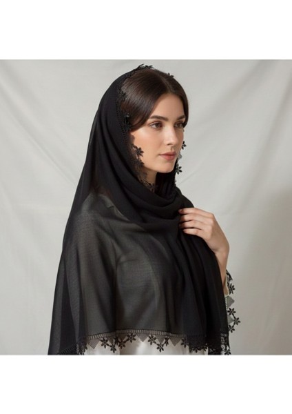 3 Kenarı Işlemeli El Işi Iğne Oyası Mevlüt Başörtüsü 140 * 70 cm Boyutunda - Siyah