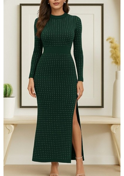 Cottonlab Kadın Uzun Kollu Bisiklet Yaka Taşlı Midi Kadife Elbise