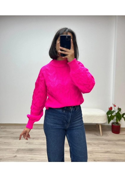 Kabartma Desenli Balıkçı Yaka Triko Kazak fiyatları