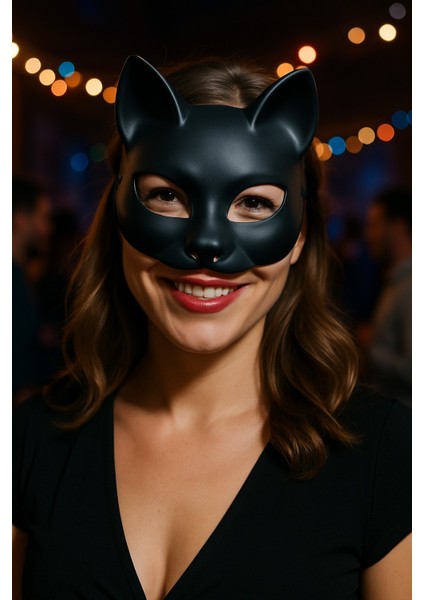 Kedi Şekilli Siyah Parlak Kumaş Maske Yetişkin Uyumlu Rahat Lastikli Kedi Kostüm Maskesi