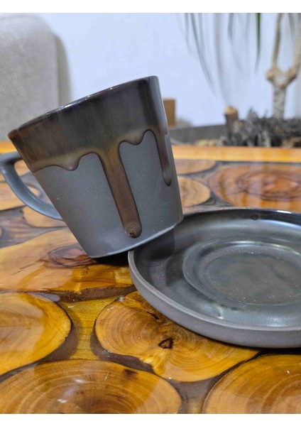 El Yapımı Taş Seramik Kahve Fincanı ve Tabağı – Mat Siyah/gri – Sanatsal Akış Sırlama modelleri