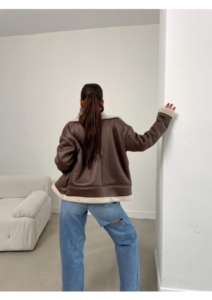 Peluş Kürk Astarlı Fermuarlı Cepli Ceket modelleri