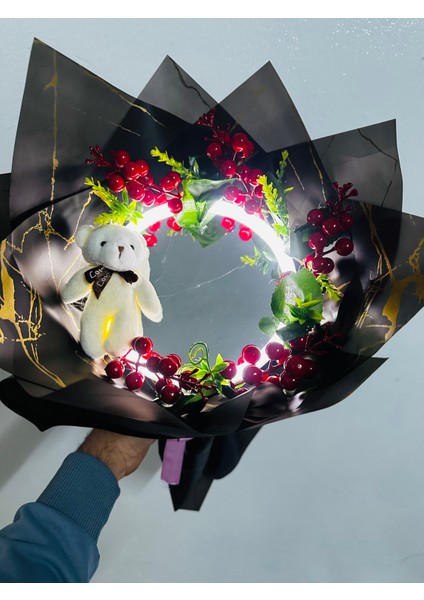 Işıklı Aynalı Kokina Buketi Yılbaşı Çiçeği modelleri