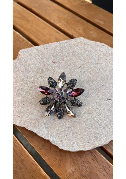 Taşlı Yaprak Broş fiyatları